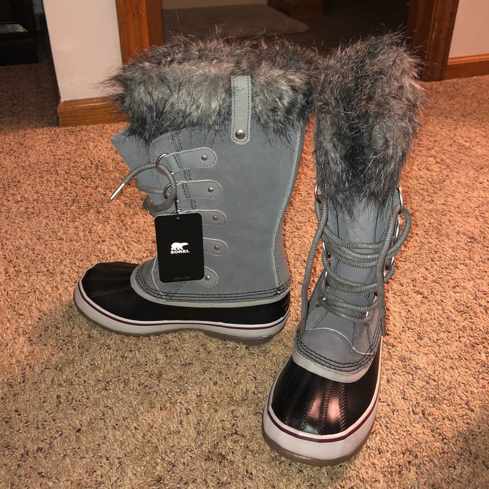 NWT Sorel Joan of Artic boots 7